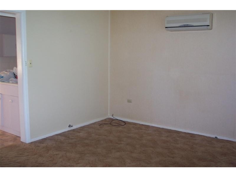 24 Eulo Street, Cowra NSW 2794