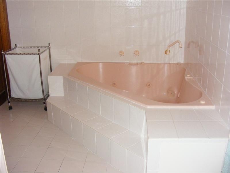 2 Eucalypt Close, Cowra NSW 2794