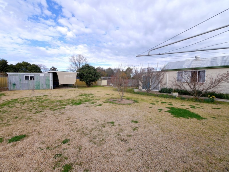 7 Stewart Street, Cowra NSW 2794