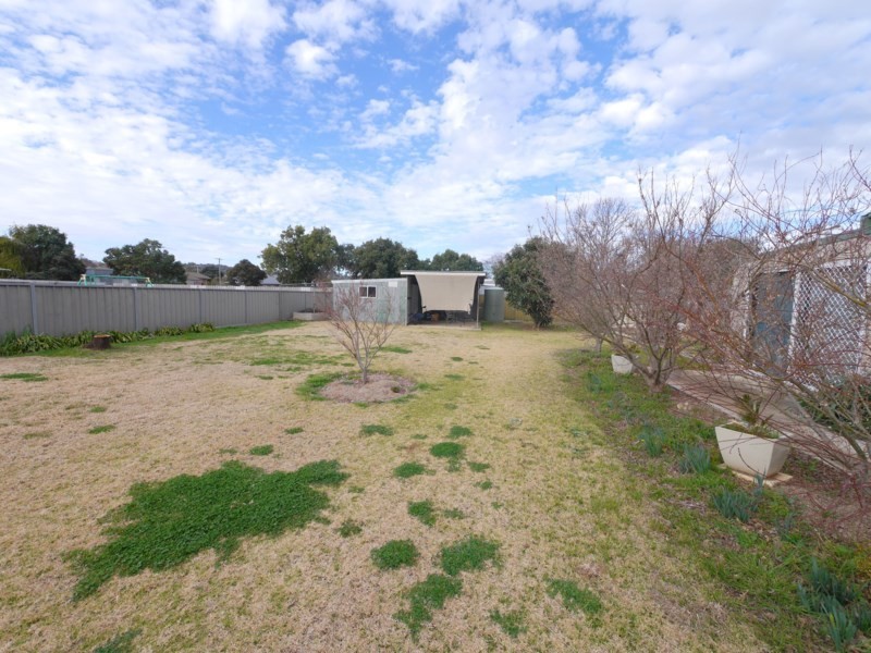 7 Stewart Street, Cowra NSW 2794