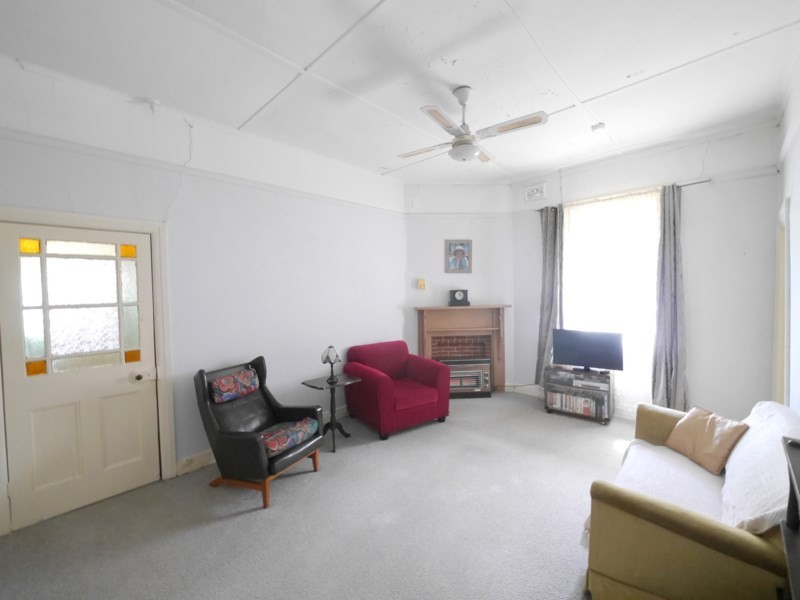 73 Brisbane Street, Cowra NSW 2794