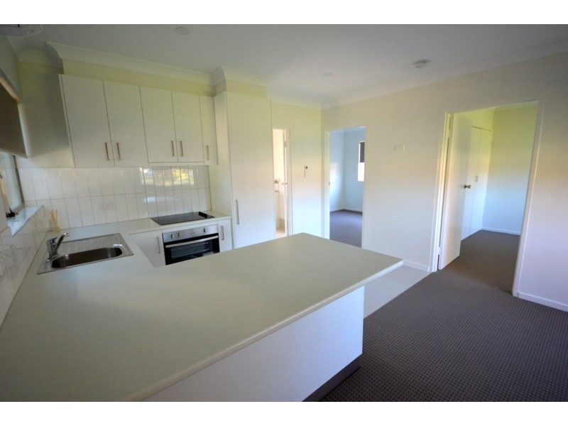 2/6 Cooyal Street, Cowra NSW 2794