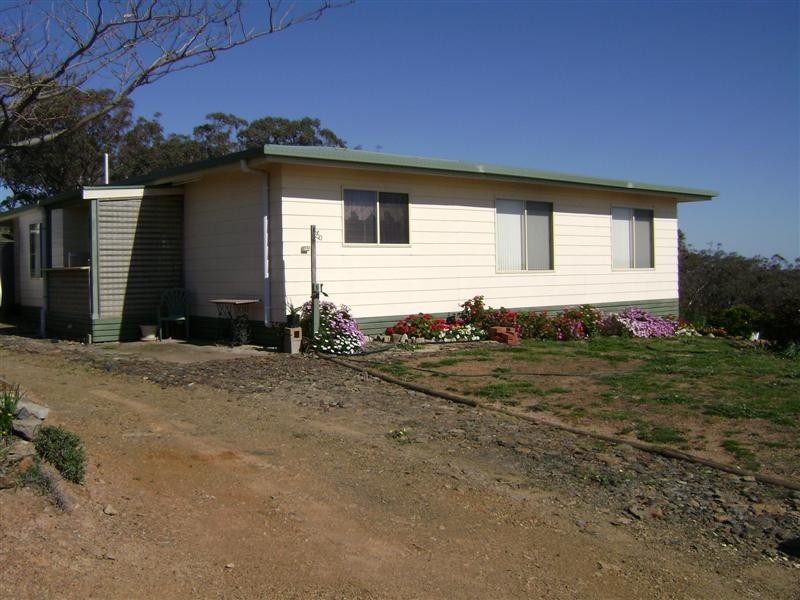 68 Blue Mantle Road, Cowra NSW 2794