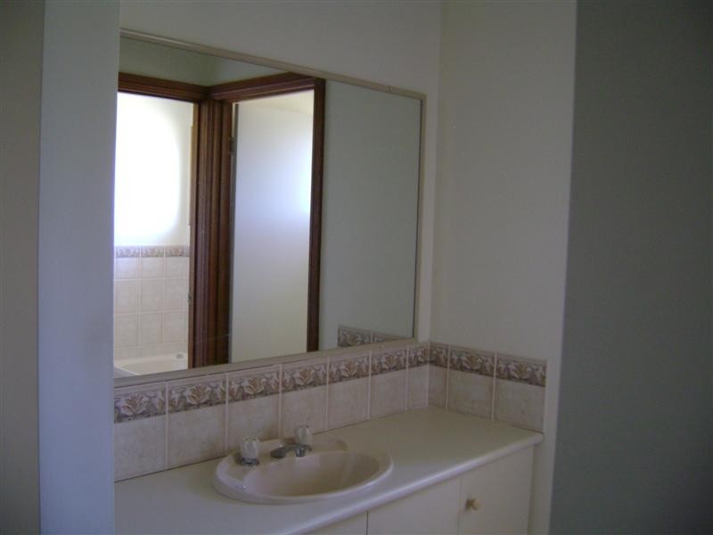 68 Blue Mantle Road, Cowra NSW 2794