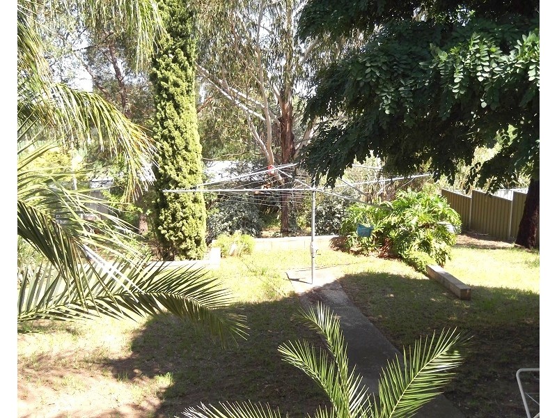 22 Chapman Street, Cowra NSW 2794