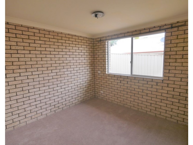 1/25 Phillips, Cowra NSW 2794