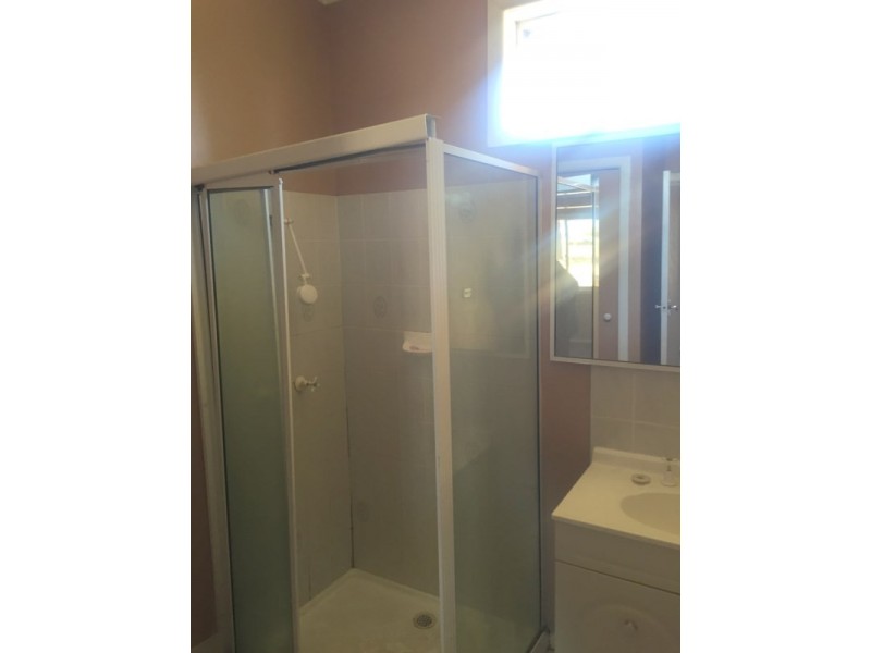 47 Grenfell Road, Cowra NSW 2794