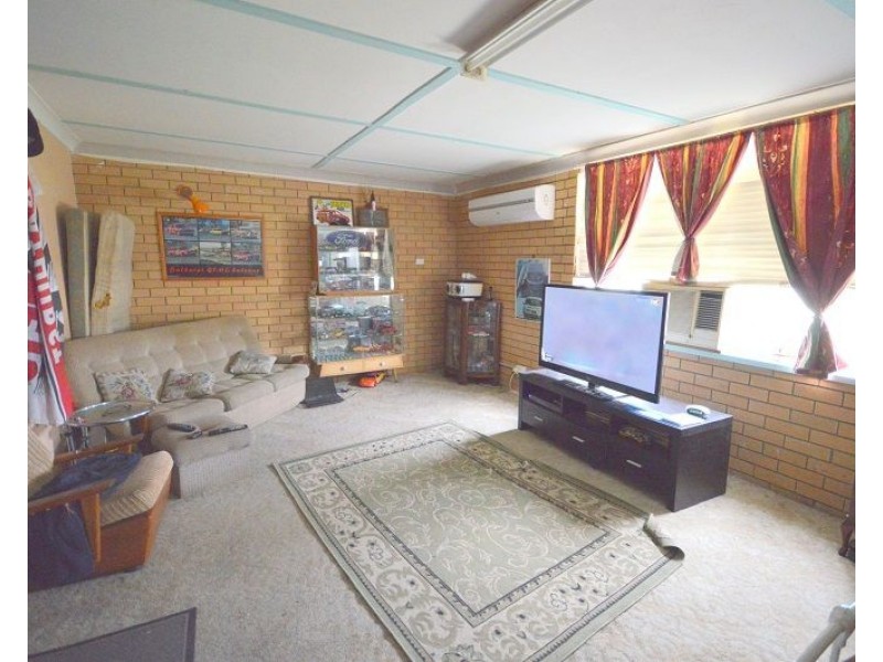 7 Neila Street, Cowra NSW 2794
