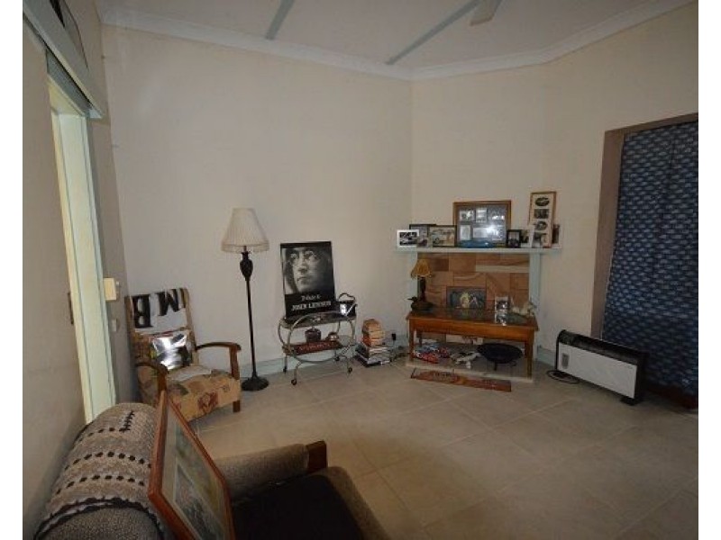7 Neila Street, Cowra NSW 2794