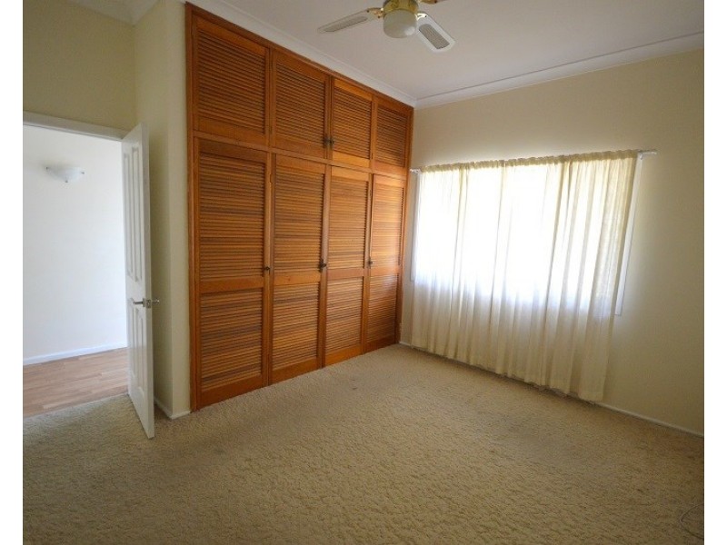 60 Lachlan Street, Cowra NSW 2794