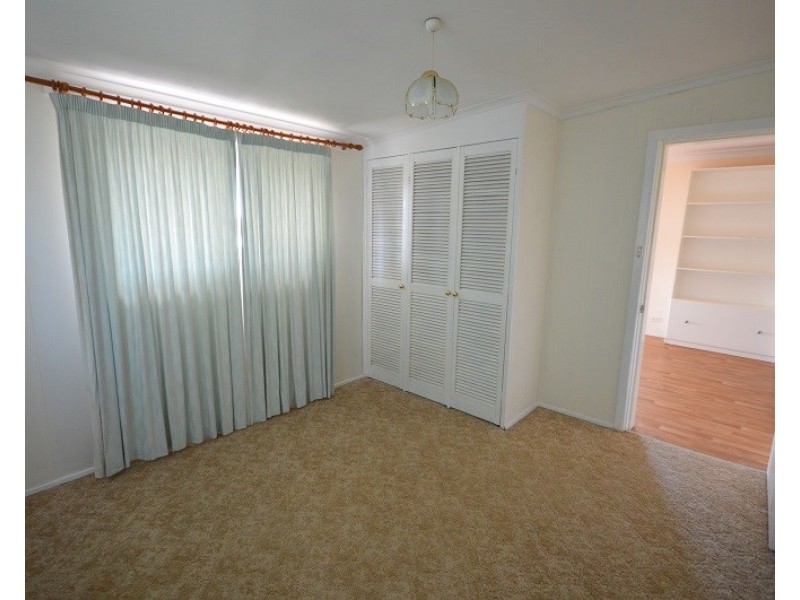 60 Lachlan Street, Cowra NSW 2794