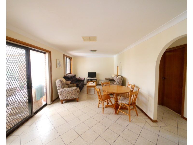 22 Hanna Street, Cowra NSW 2794