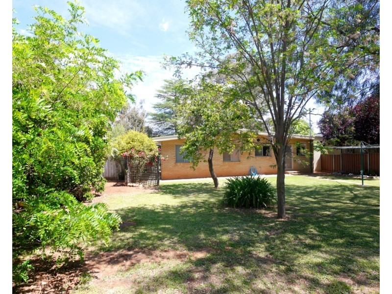 49 Newcombe Street, Cowra NSW 2794