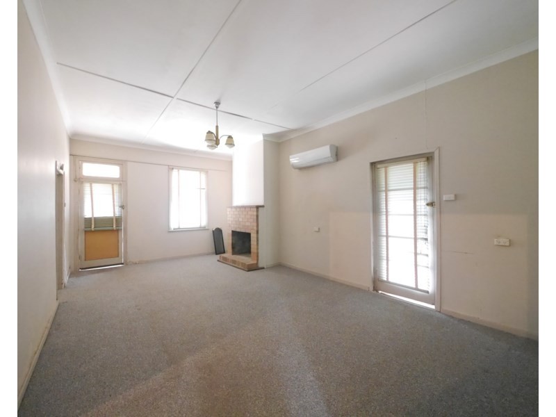 23 Keswick Street, Cowra NSW 2794