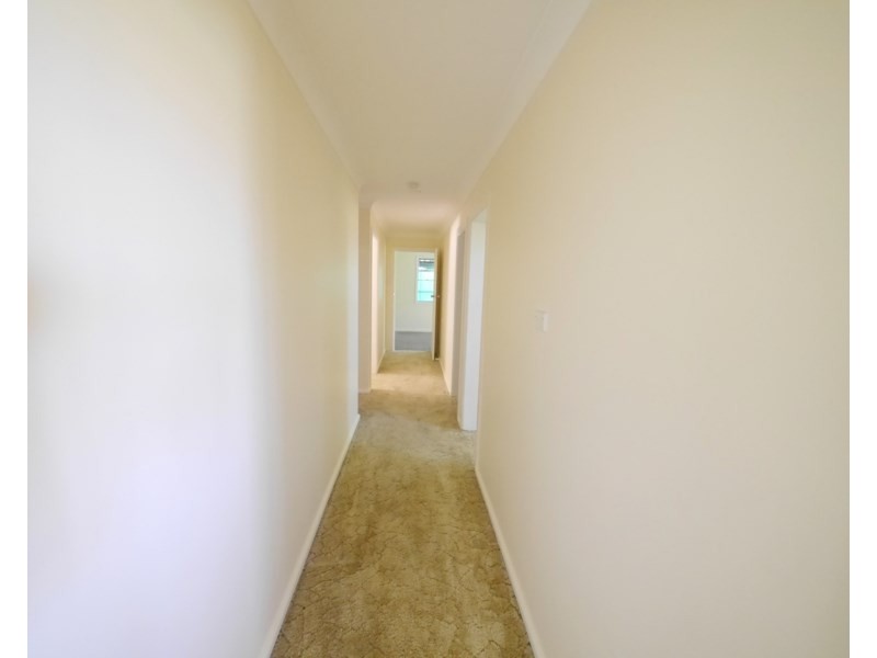 4 Pridham Street, Cowra NSW 2794