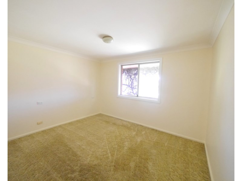 4 Pridham Street, Cowra NSW 2794