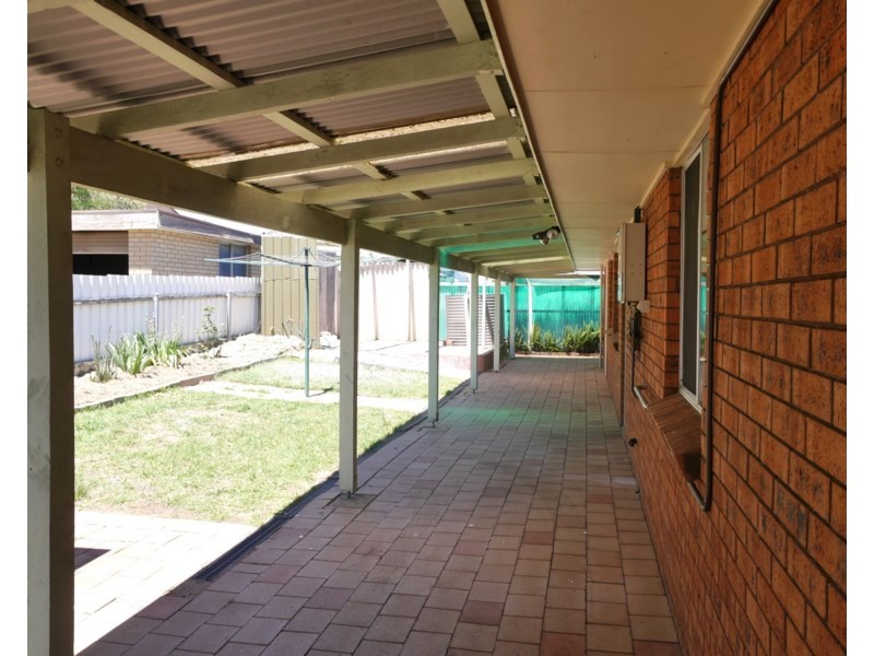 4 Pridham Street, Cowra NSW 2794