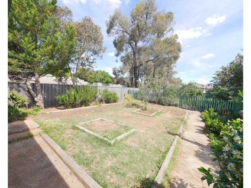 5 Wollowra Street, Cowra NSW 2794