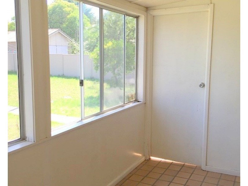 10 Parkes Street, Cowra NSW 2794