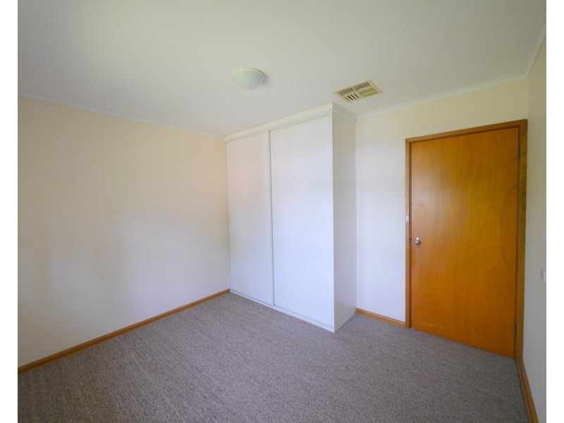 39 Macassar Street, Cowra NSW 2794