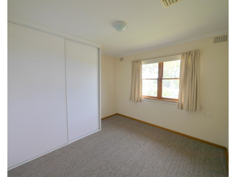 39 Macassar Street, Cowra NSW 2794