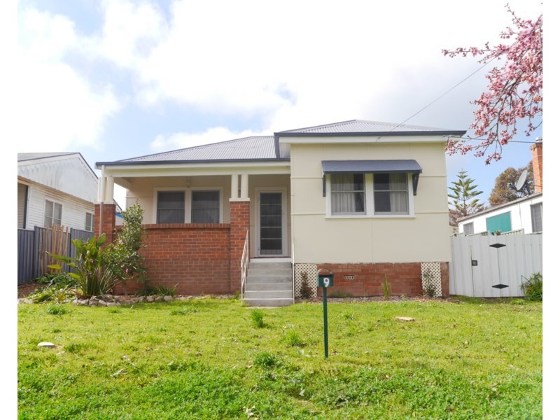 9 Nelson Street, Cowra NSW 2794