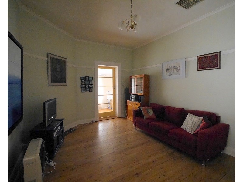 71 Liverpool Street, Cowra NSW 2794