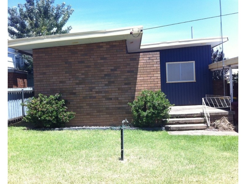 9 Coota Street, Cowra NSW 2794