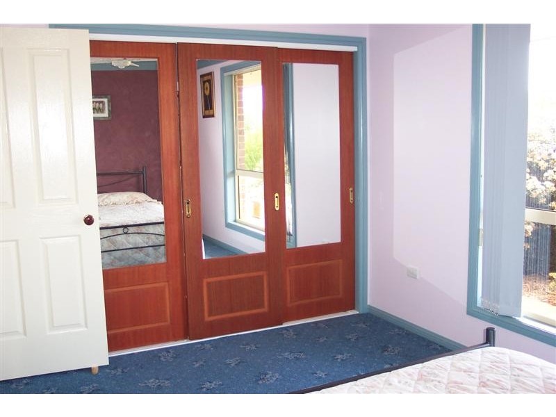 15 Valley View Road, Cowra NSW 2794