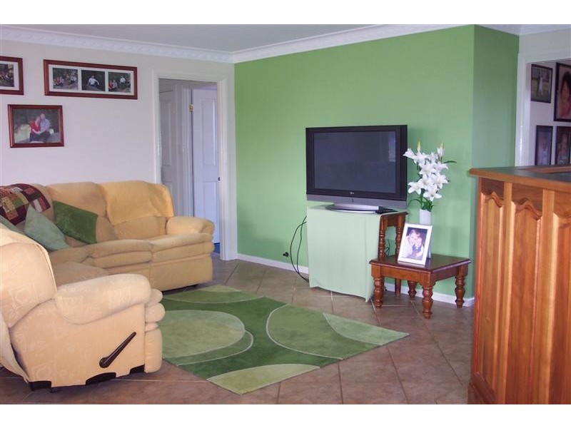 15 Valley View Road, Cowra NSW 2794