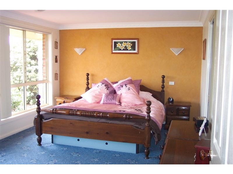 15 Valley View Road, Cowra NSW 2794