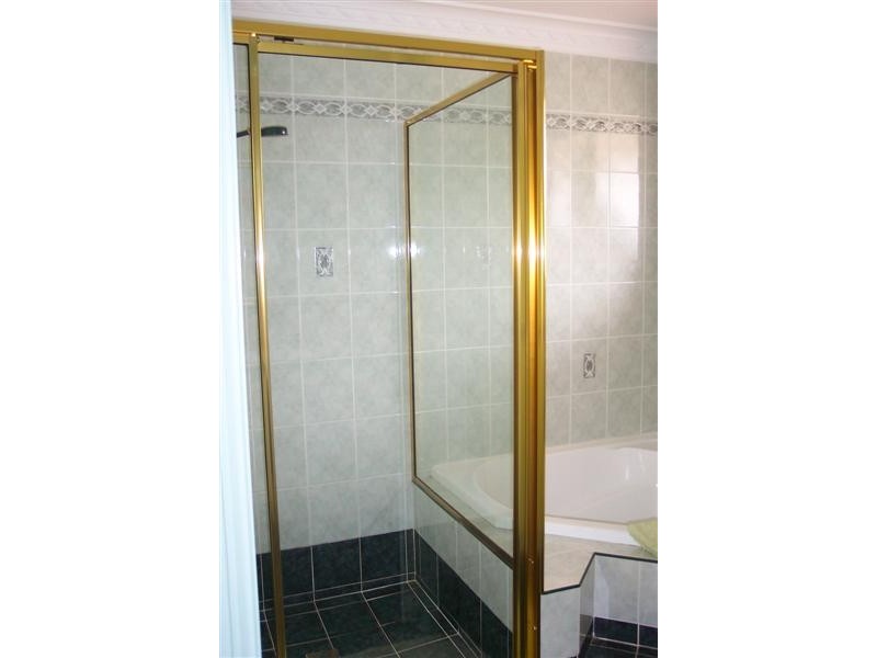 15 Valley View Road, Cowra NSW 2794