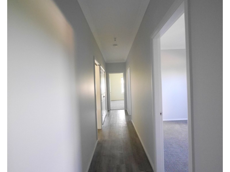 16 Walker Street, Cowra NSW 2794