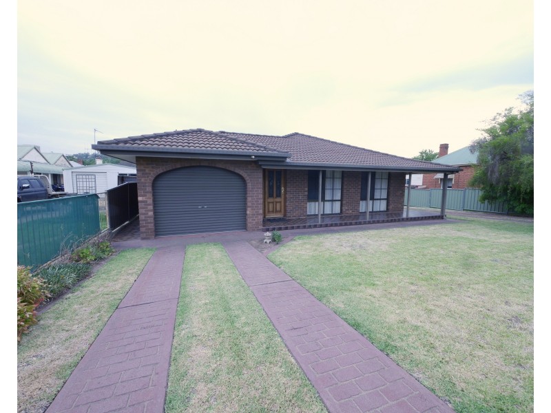 40A Vaux Street, Cowra NSW 2794