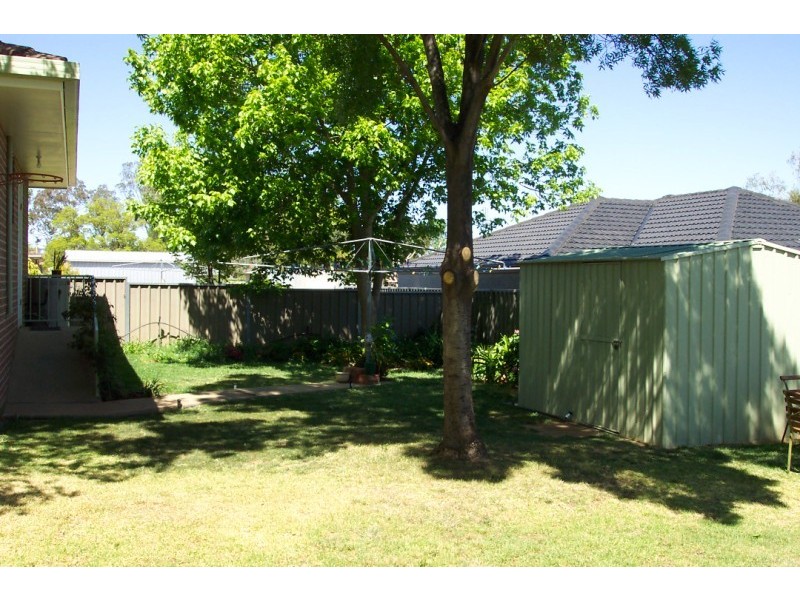 32 Newcombe Street, Cowra NSW 2794