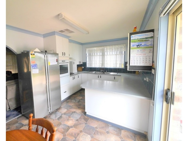 35 Watt Street, Cowra NSW 2794