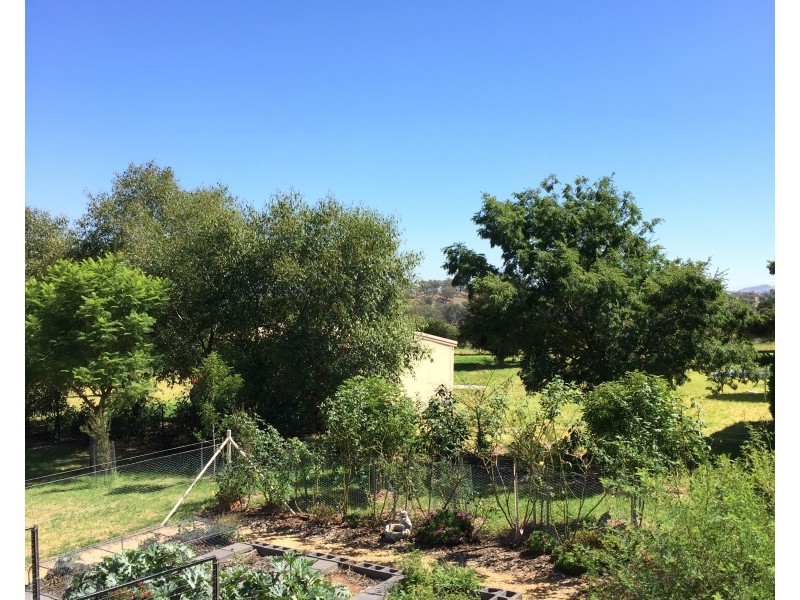 3 Gower Hardy Circuit, Cowra NSW 2794