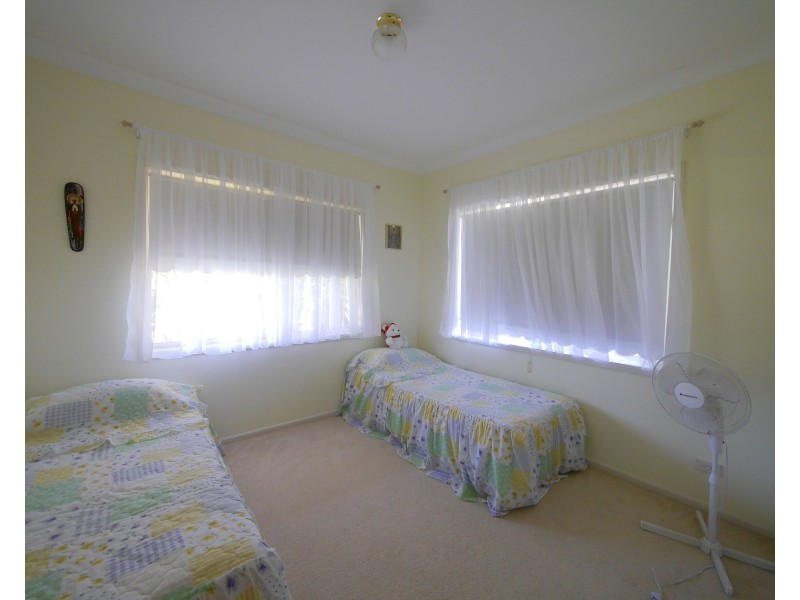 5 Banksia Close, Cowra NSW 2794