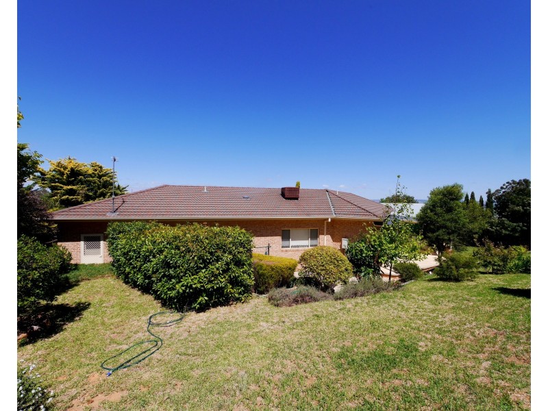 5 Banksia Close, Cowra NSW 2794