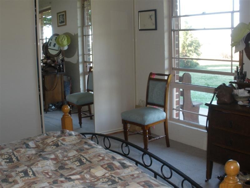 42 Delaneys Road, Cowra NSW 2794