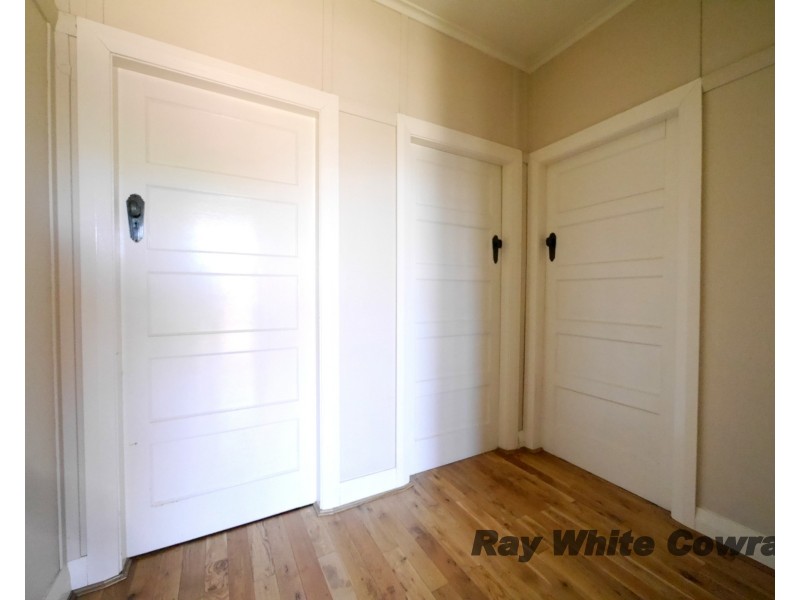 9 Nelson Street, Cowra NSW 2794