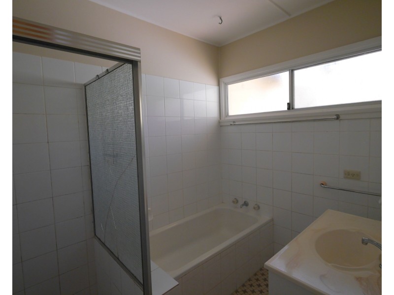 15 Binni Creek Road, Cowra NSW 2794