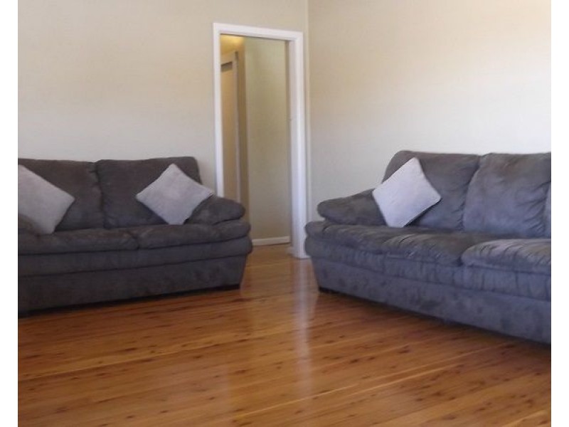 22 Liverpool Street, Cowra NSW 2794