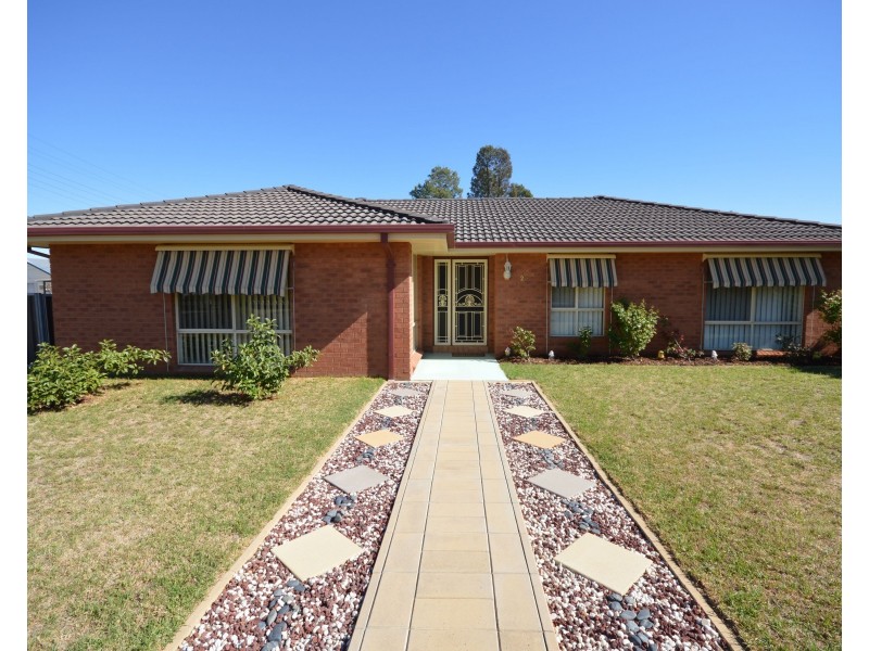 26 Fitzroy Avenue, Cowra NSW 2794