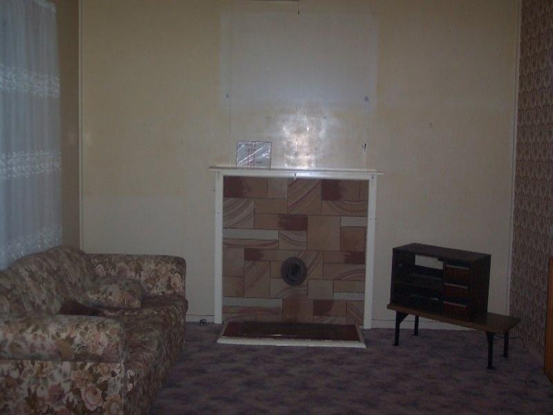 1 Noyeau Street, Woodstock NSW 2793