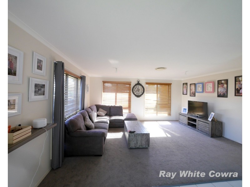 3 Myall Street, Cowra NSW 2794