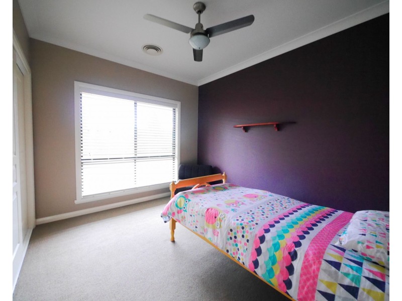 17 Preston Street, Canowindra NSW 2804