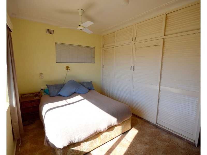 27 Courallie Street, Cowra NSW 2794