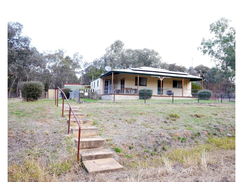 2625 Mid Western Highway, Bumbaldry NSW 2794