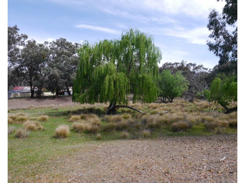 2626 Mid Western Highway, Cowra NSW 2794